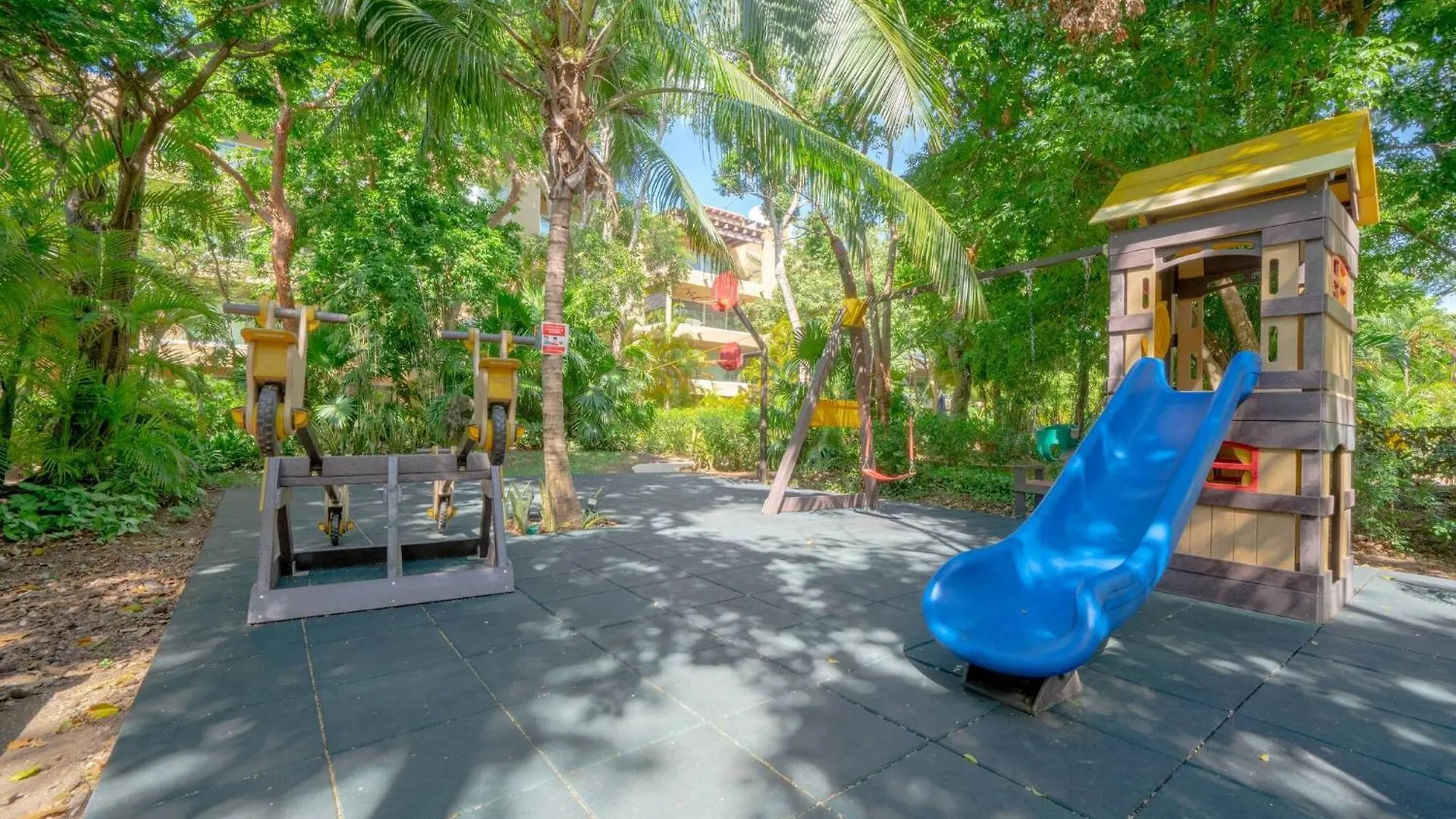 アパート 2 Bedroom Condo With 4 Pools & Gym - Vaiven 124 - Playacar プレヤデルカーメン メキシコ