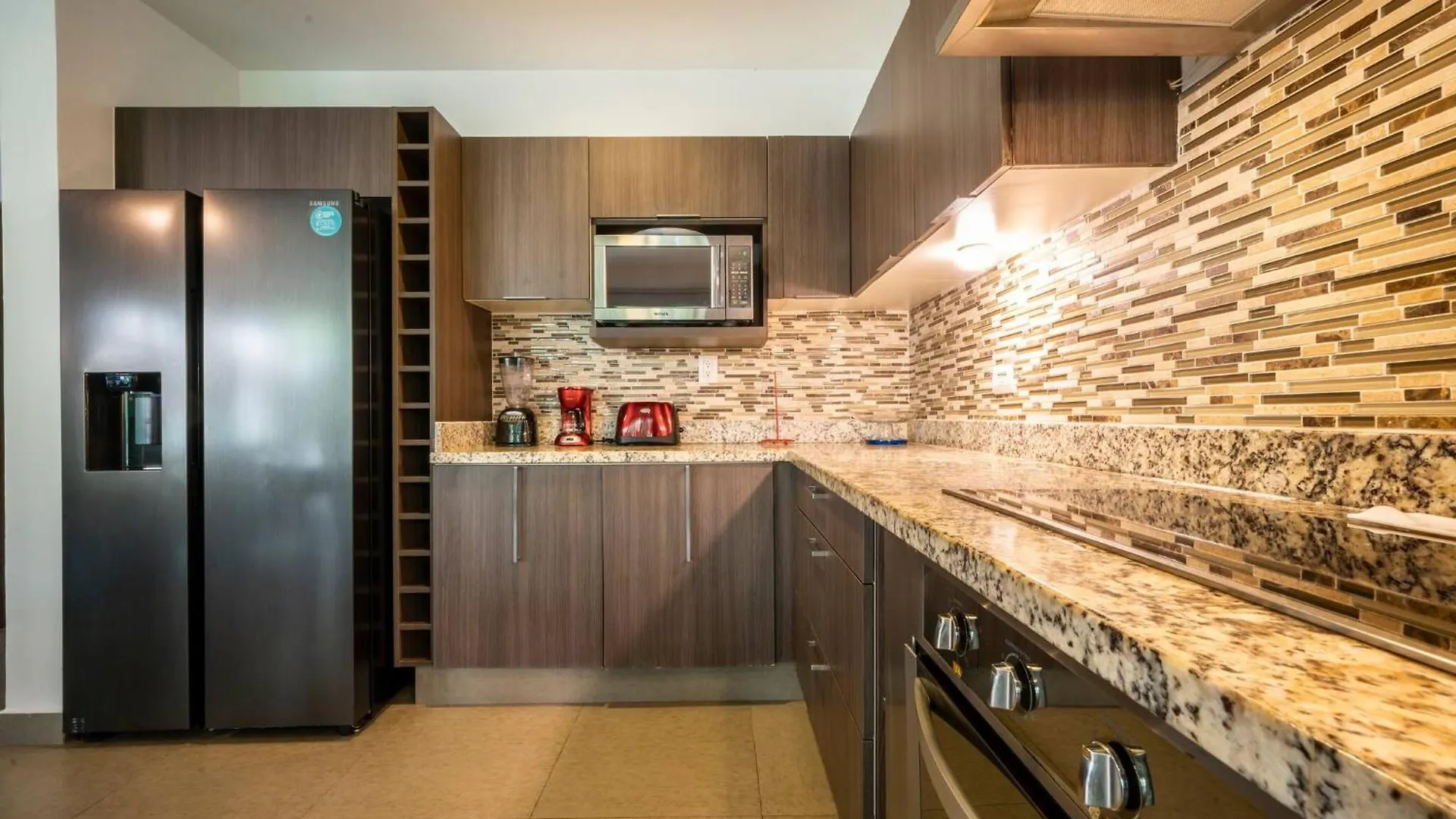 2 Bedroom Condo With 4 Pools & Gym - Vaiven 124 - Playacar Playa del Carmen Apartmán