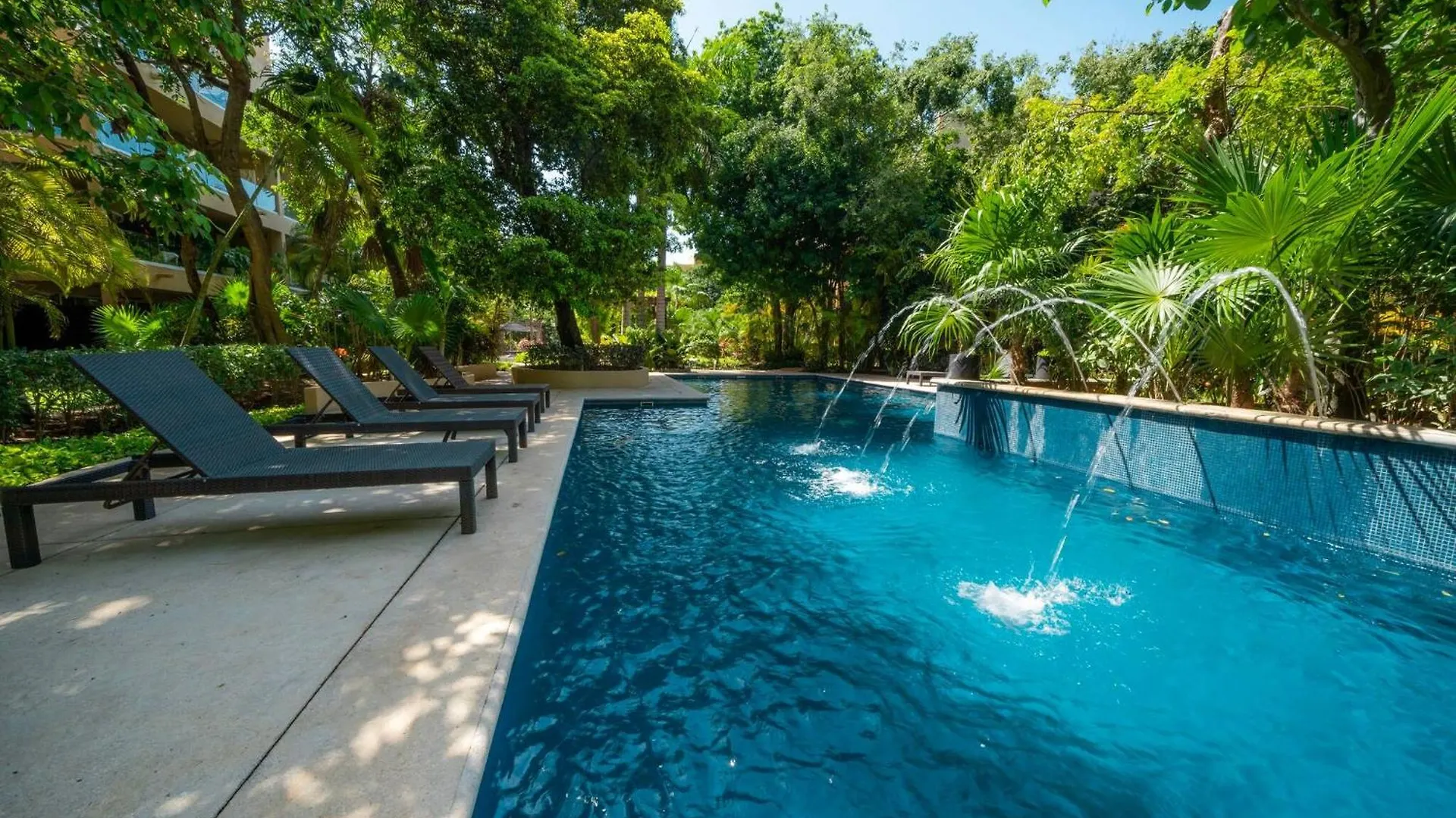 2 Bedroom Condo With 4 Pools & Gym - Vaiven 124 - Playacar プレヤデルカーメン 0*,  メキシコ