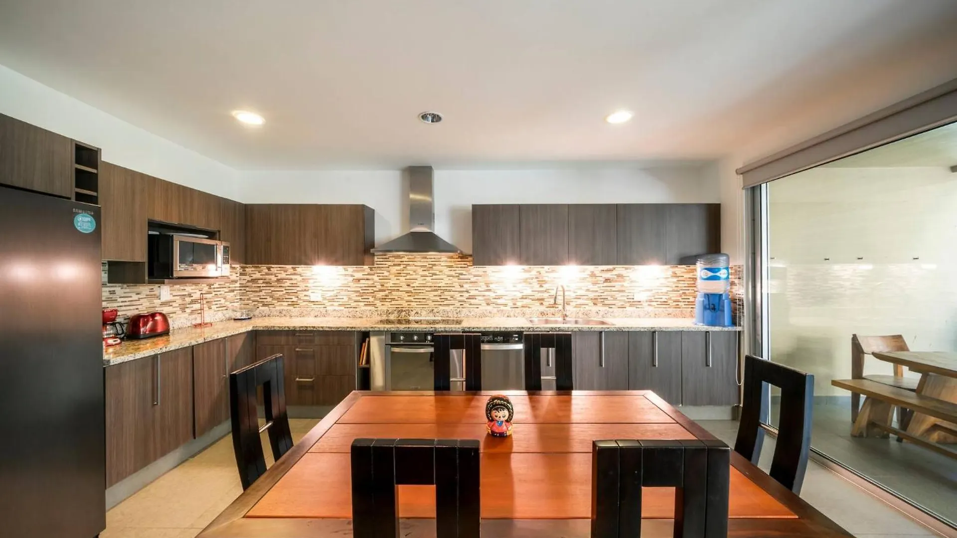 2 Bedroom Condo With 4 Pools & Gym - Vaiven 124 - Playacar Playa del Carmen