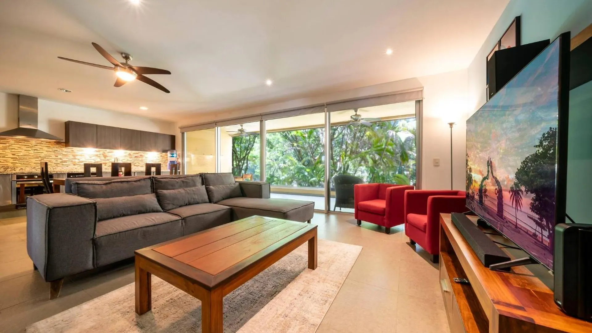 Lägenhet 2 Bedroom Condo With 4 Pools & Gym - Vaiven 124 - Playacar Playa del Carmen